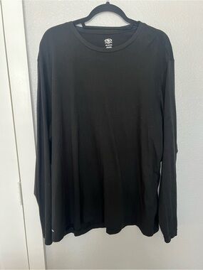 Athletic Works Black Long Sleeve Crew Neck Shirt